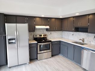 8075 SW 107th Ave APT 311, Miami, FL 33173