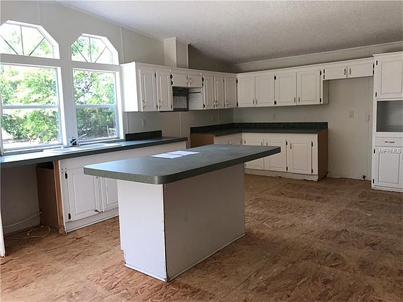 4th image of 34814 William Ln