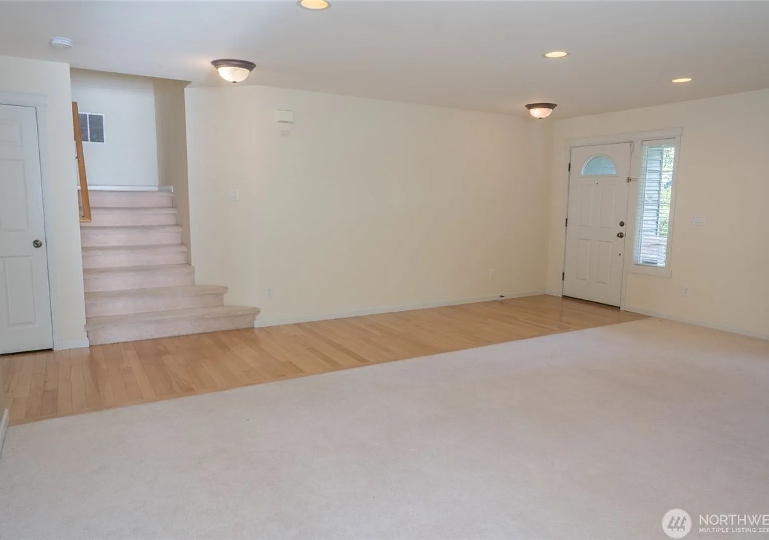 4bd/2.5ba Redmond Home — Photo 4