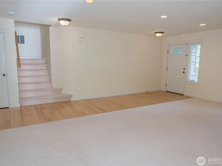 22306 NE 100th Way — Photo 4