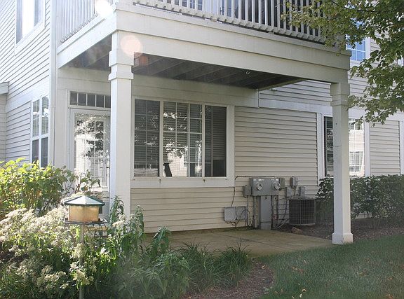3rd image of 30905 Carpenter Ct