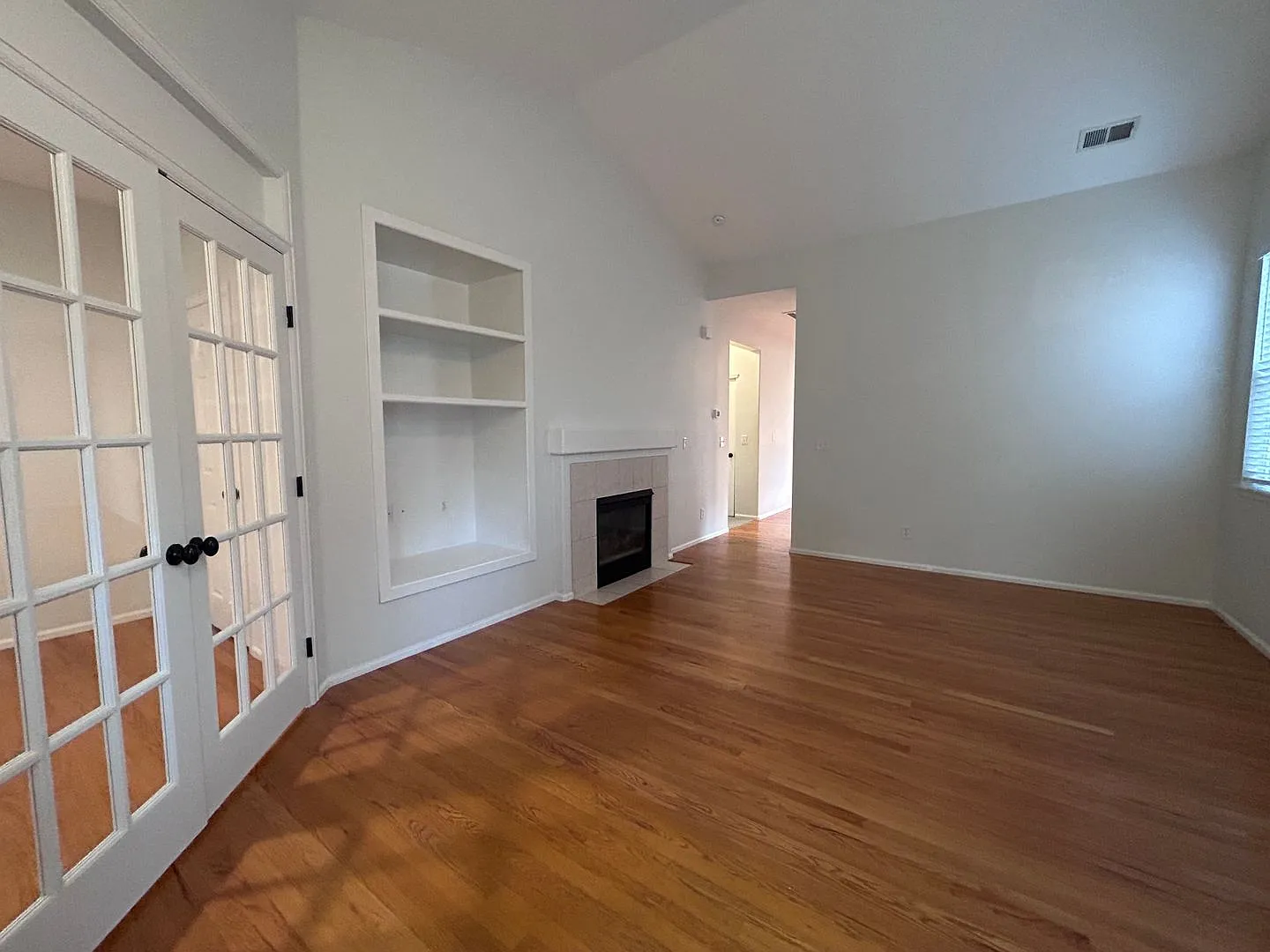 $0 Deposit Option. Two Bed/2bath With Office Near Chatfield State Park! — Photo 3