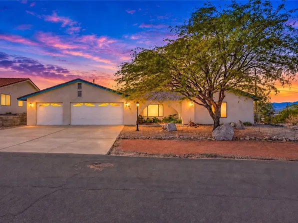 1884 Arcadia Bay, Bullhead City, AZ 86442
