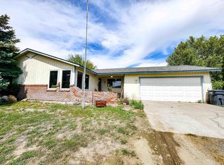 174 S Travis Ln, Kennewick, WA 99338