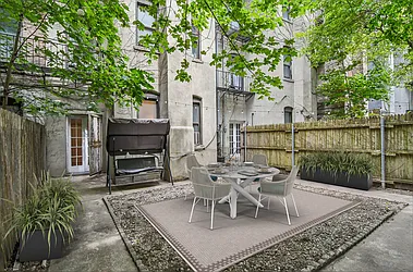 Rented by Cooper & Cooper Real Estate