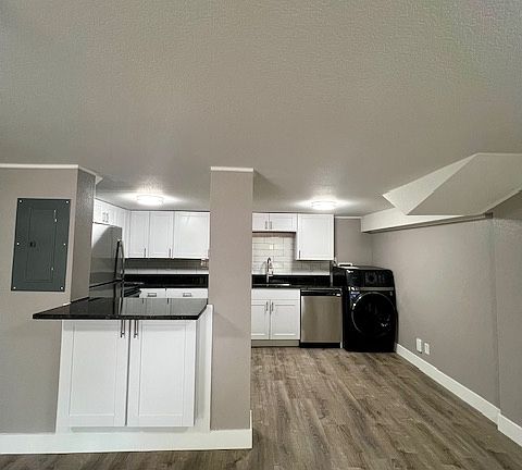 4th image of 1427 9th Ave Unit 9