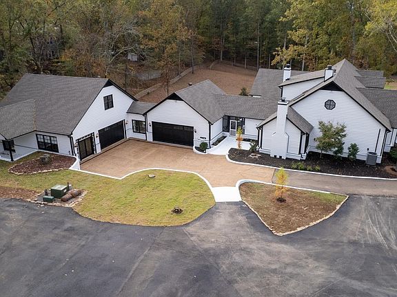 3rd image of 11103 Wexford Dr