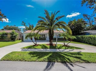 1711 N 16th Ct, Hollywood, FL 33020