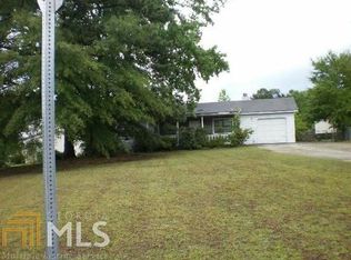 1001 Leeward Ln, Jonesboro, GA