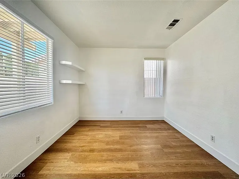 3829 Climbing Rose St — Photo 28