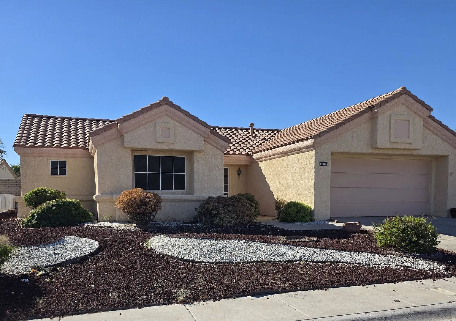 Affordable Retirement Rental in Summerlin Sun City — Photo 2