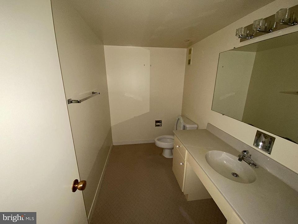 1st image of 3709 S George Mason Dr APT 702
