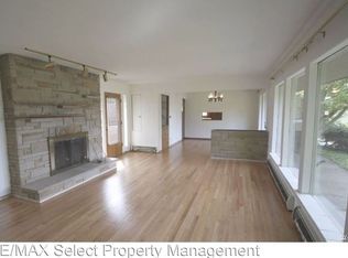 8506 27th Ave NE, Seattle, WA 98115