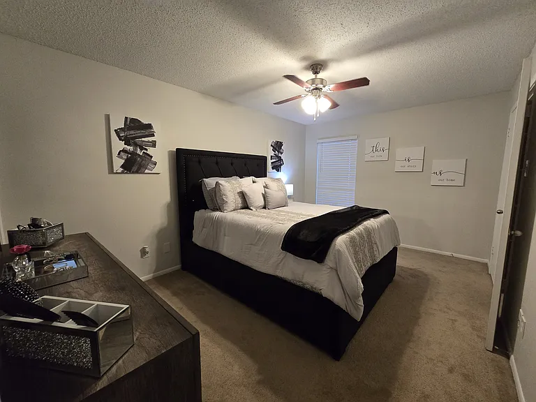 Bayou Oaks Apartments — Photo 6
