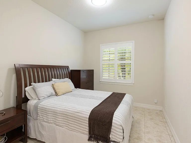 10274 Prato St — Photo 14