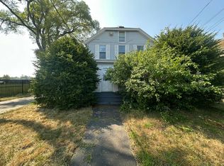 1516 Post Rd, Wells, ME 04090