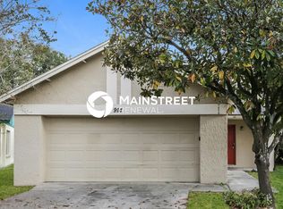 914 Buttercup Dr, Lakeland, FL 33801