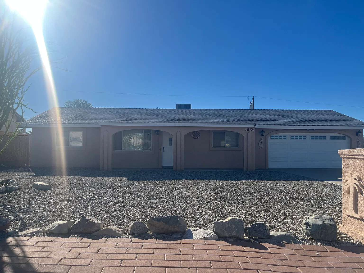 2 bed, 1099 sqft, $1,700 — Photo 1