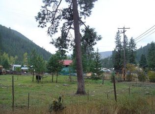 306 Maple Ave, Pinehurst, ID 83850