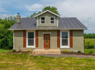 1435 Middlebrook Rd, Staunton, VA 24401