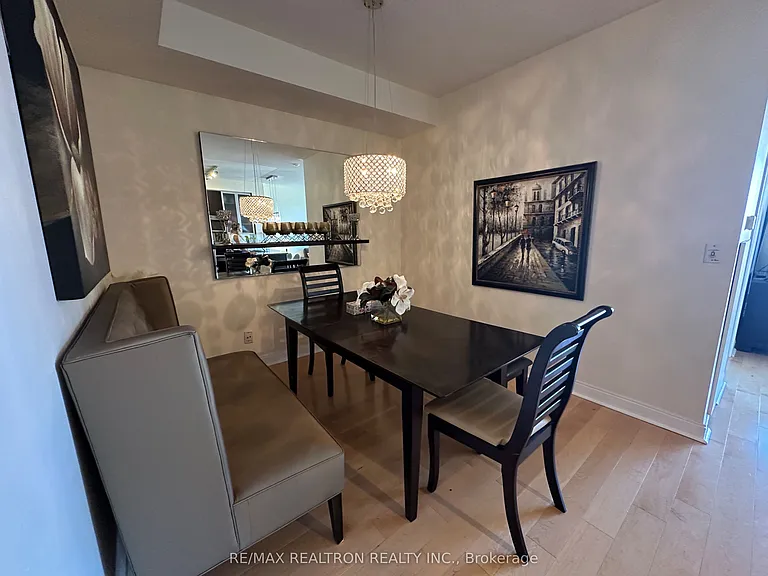 18 Yorkville Ave #1601 — Photo 11