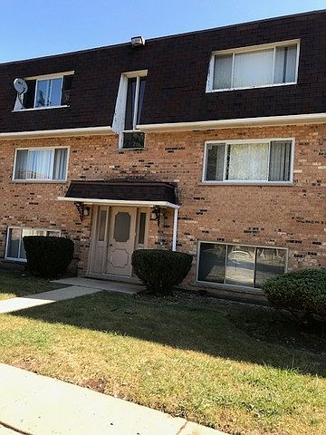 1st image of 9990 Holly Ln APT 2n