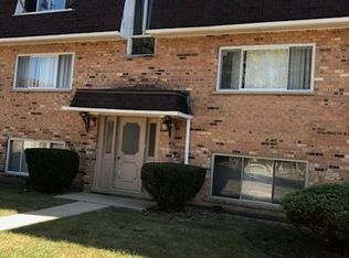 9990 Holly Ln UNIT 2N, Des Plaines, IL 60016