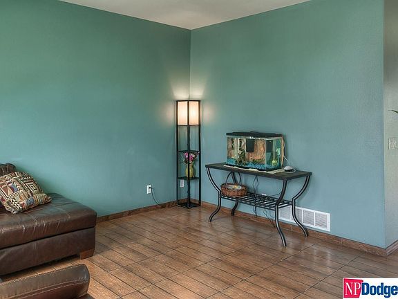 5th image of 6409 Elm Hurst Dr