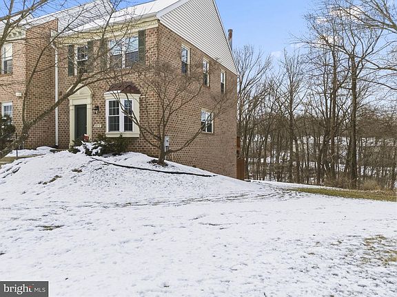 3rd image of 3972 Forest Valley Rd