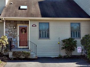 1472 Maplewood Dr, New Cumberland, PA 17070