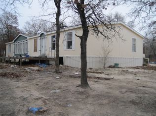 131 Sandstone Ln, Seguin, TX 78155