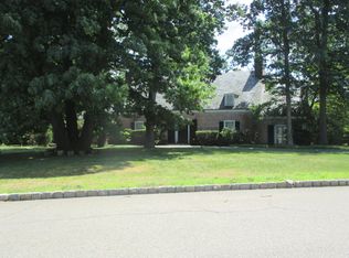 4 Orchard Ct, Montclair, NJ 07042