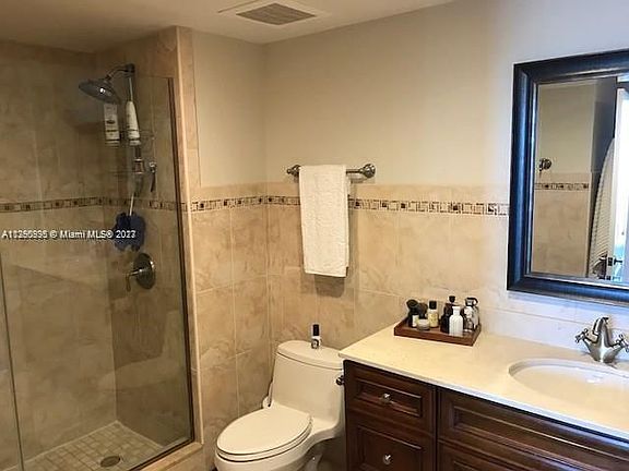 3rd image of 10 Aragon Ave Suite 1603