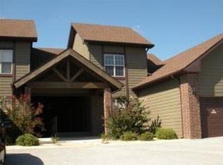 27 Bunker Dr, Branson West, MO 65737