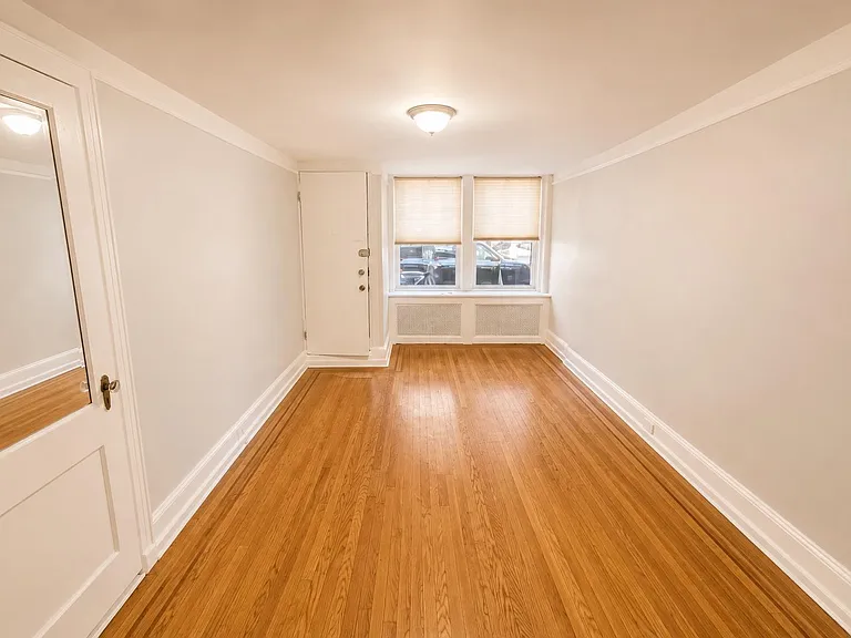 240 Suydam St #1 — Photo 3