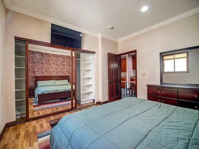 10769 Ohio Ave #Penthouse 2 — Photo 23