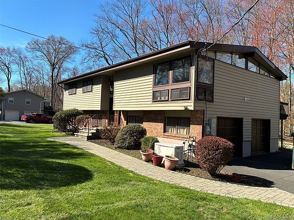 2nd image of 35 Goebel Road