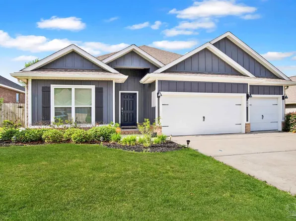 8079 Silver Maple Dr, Milton, FL 32583