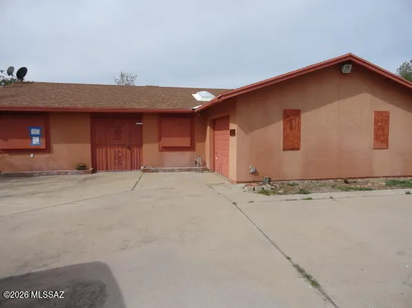 976 Arco Ln, Rio Rico, AZ 85648