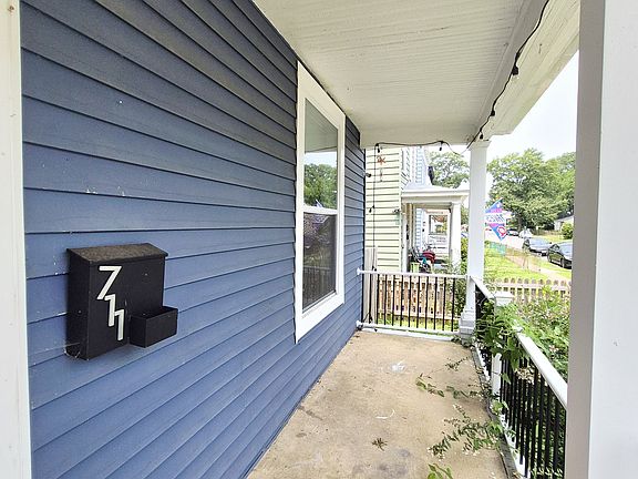 2nd image of 711 Arnold Ave