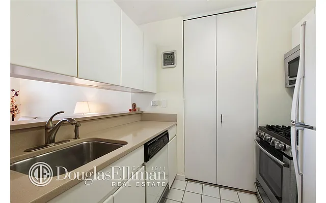 Sold by Douglas Elliman | media 5