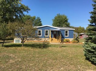 10482 E Apple Ave, Ravenna, MI 49451