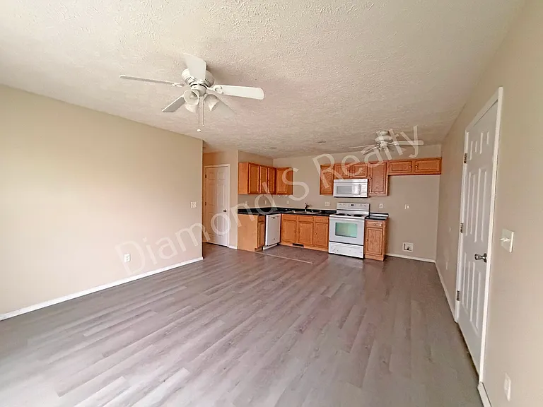 1452 N Ethyl Ave — Photo 3