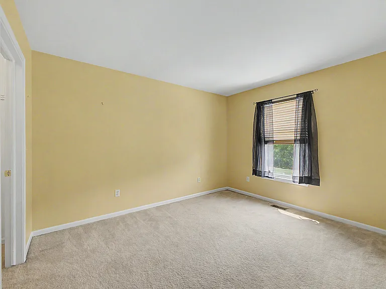 41973 Milton Dr — Photo 25