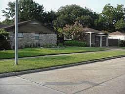 1st image of 16302 Forest Way Dr
