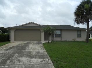 1755 11th Ct SW, Vero Beach, FL 32962