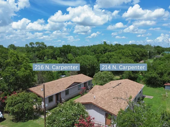 216 N Carpenter St #A/b, Mart, TX 76664