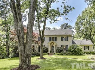 3 Iris Ln, Chapel Hill, NC 27514