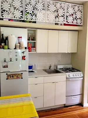 Rented by Compass | media 18