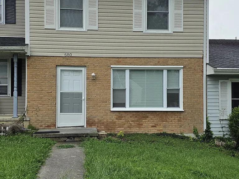 680 Cambria St NW — Photo 1